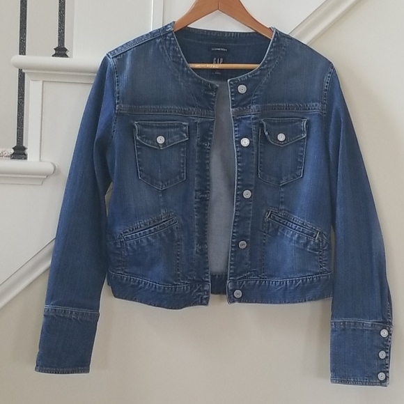 round collar denim jacket